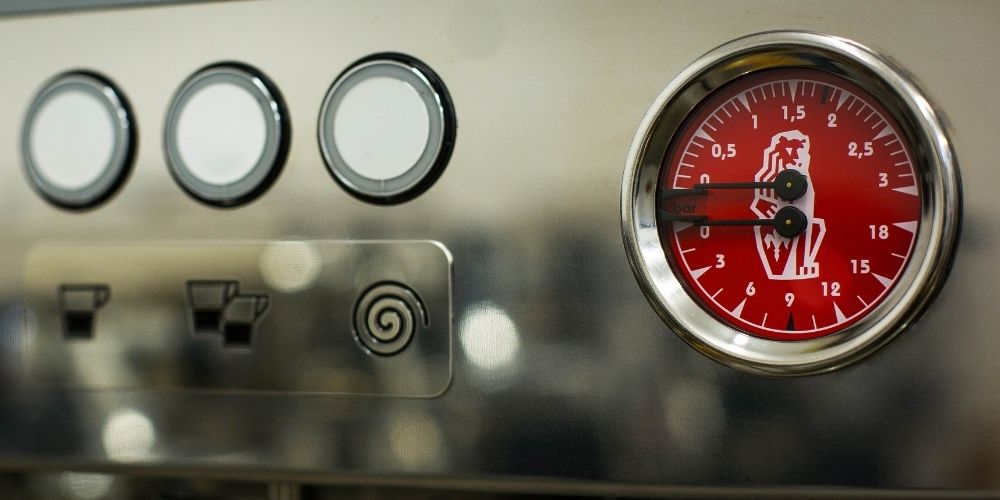 In Depth Guide to the Best Commercial Coffee Machines (Plus How to